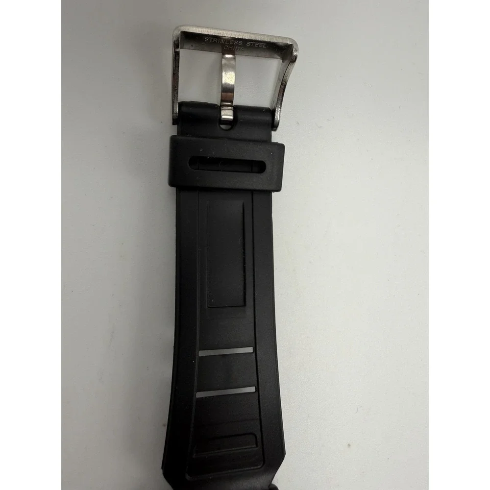 Casio Lx-82 New Battery Ladies Watch 31MM 8